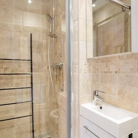 Apartamento Nid Cosy Pour 2 Pers -canal St Martin -paris 10* *